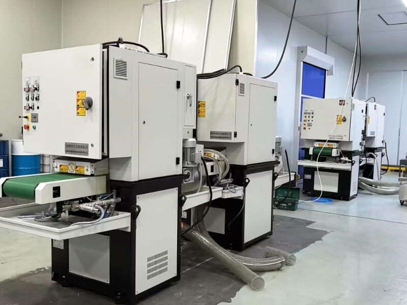 Deburring machine