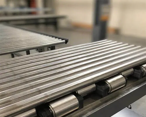 Leveling rolls for straightening machines